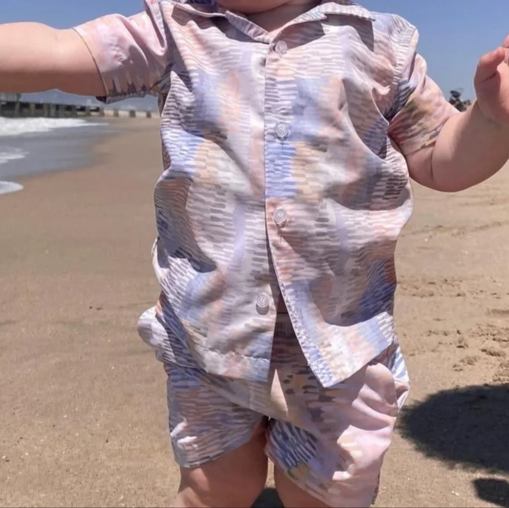WET Minny Boy's Carson Shirt/Short Swim Set In Reflection Size 5Y-6Y
